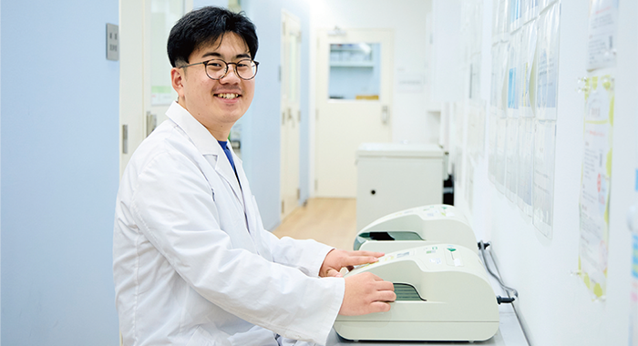 マイクロプレートリーダー