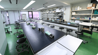 バイオ実習室